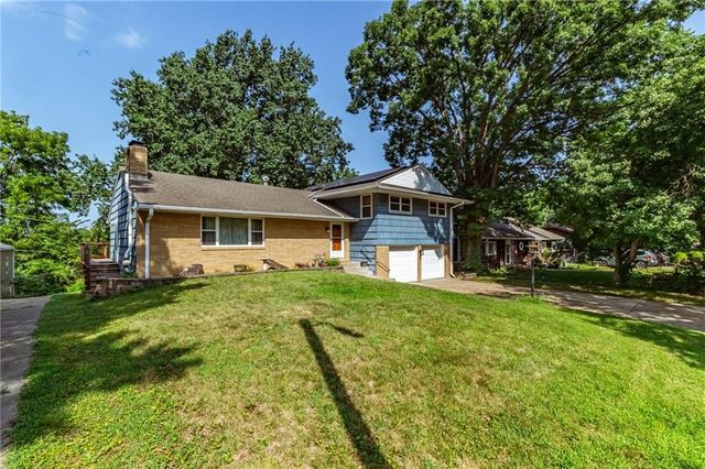 3706 N Grand Avenue, Kansas City, MO 64116