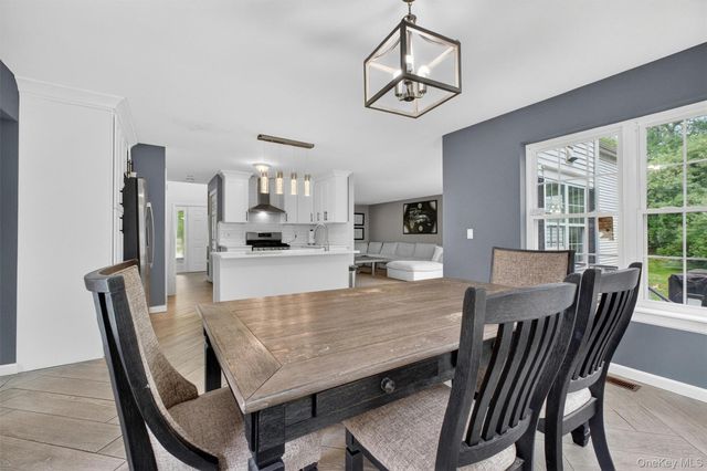 5 Red Tail Court, Pawling, NY 12564