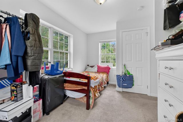 5 Red Tail Court, Pawling, NY 12564