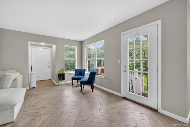 5 Red Tail Court, Pawling, NY 12564