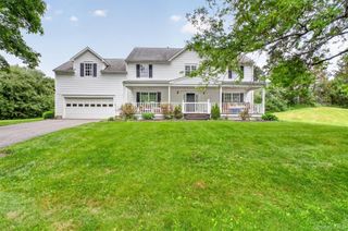 5 Red Tail Court, Pawling, NY 12564