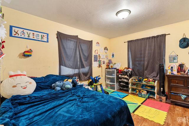 29951 Orange Street, Shafter, CA 93263