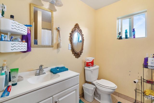 29951 Orange Street, Shafter, CA 93263