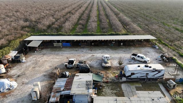 29951 Orange Street, Shafter, CA 93263