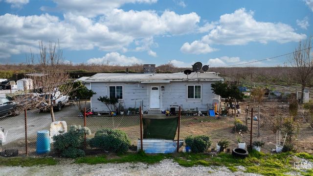 29951 Orange Street, Shafter, CA 93263