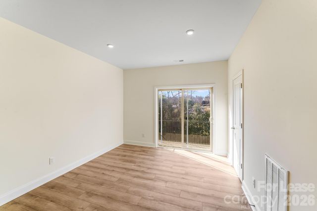 334 Simeon Drive, Charlotte, NC 28208