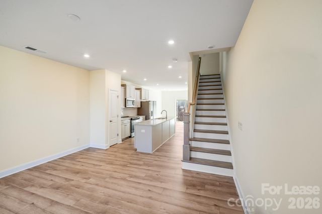 334 Simeon Drive, Charlotte, NC 28208