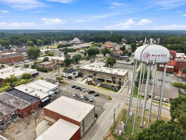 1235 S Madison Avenue S, Monroe, GA 30655
