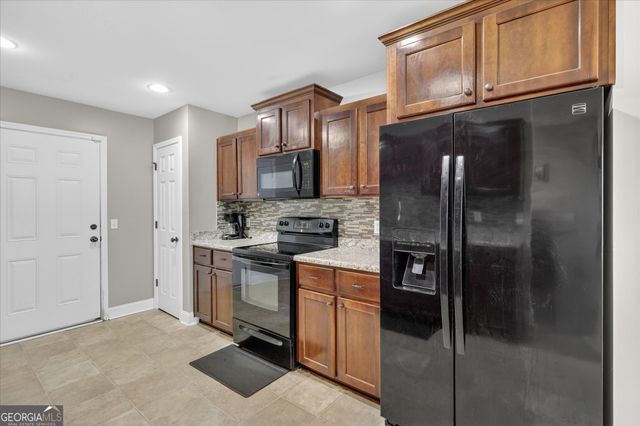 245 Stonebrook Way, Statesboro, GA 30458
