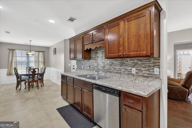 245 Stonebrook Way, Statesboro, GA 30458