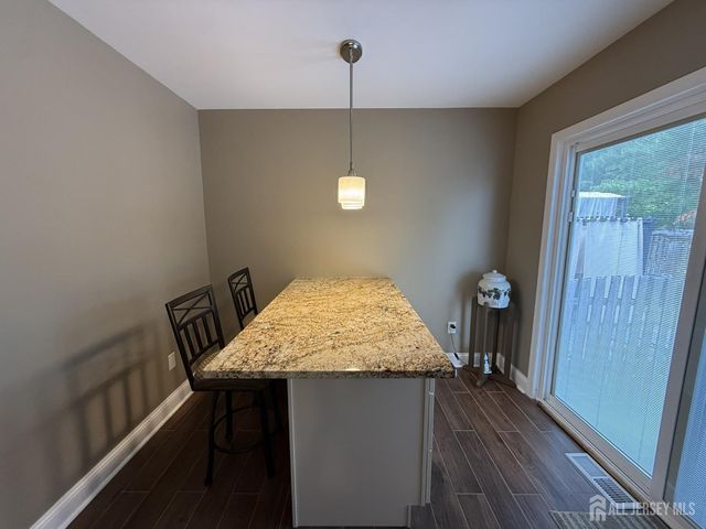 41 Dogwood Court, Jamesburg, NJ 08831