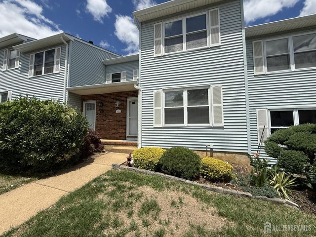 41 Dogwood Court, Jamesburg, NJ 08831