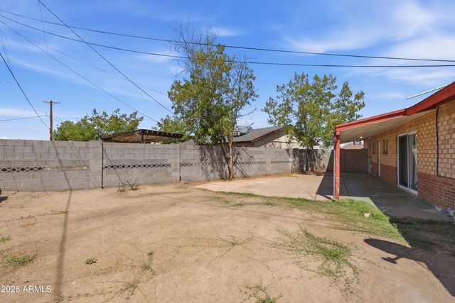 101 W HARWELL Road, Phoenix, AZ 85041