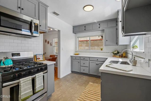 4326 Briggs Avenue, Montrose, CA 91020