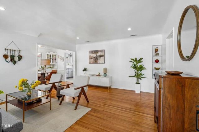 4326 Briggs Avenue, Montrose, CA 91020