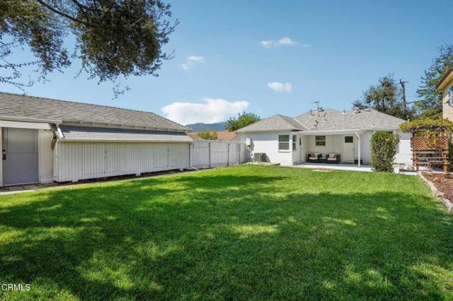 4326 Briggs Avenue, Montrose, CA 91020