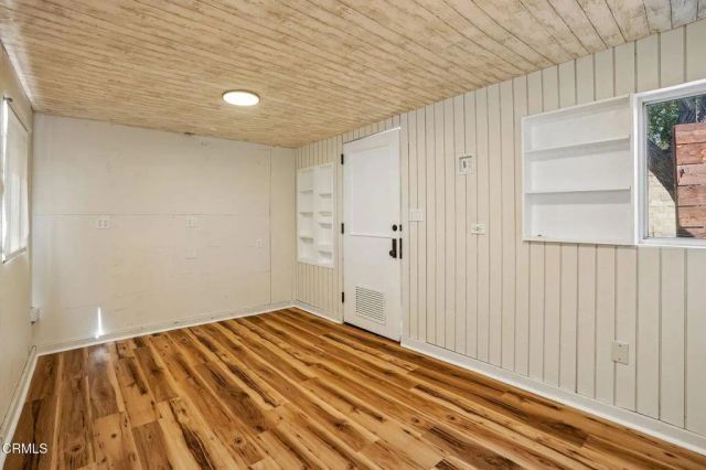 4326 Briggs Avenue, Montrose, CA 91020