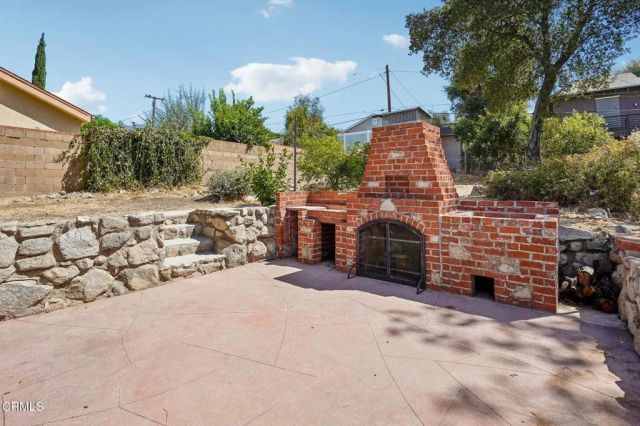 4326 Briggs Avenue, Montrose, CA 91020