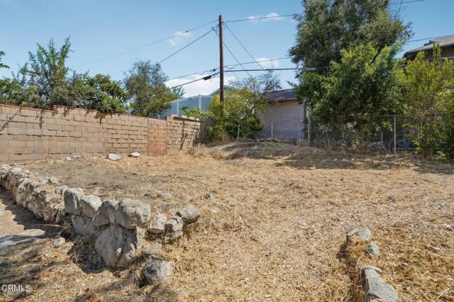 4326 Briggs Avenue, Montrose, CA 91020