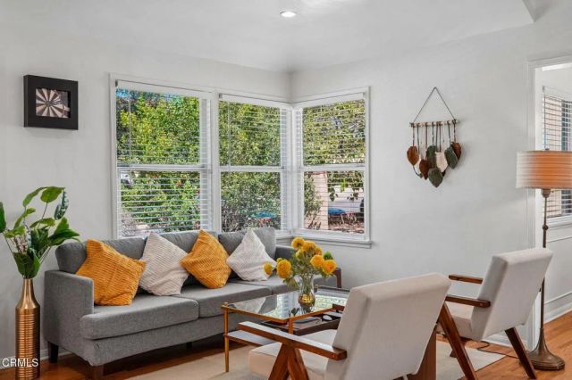 4326 Briggs Avenue, Montrose, CA 91020