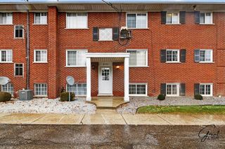 8180 Crestview Drive, Sterling Heights, MI 48312