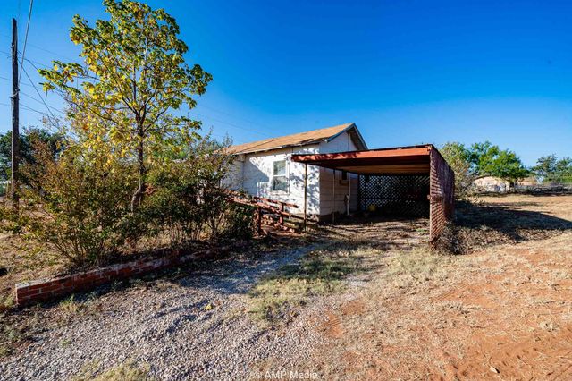 804 Fisher Street, Sweetwater, TX 79556