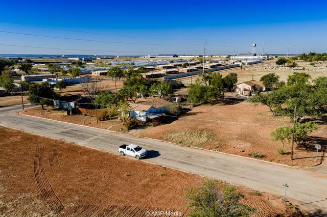 804 Fisher Street, Sweetwater, TX 79556