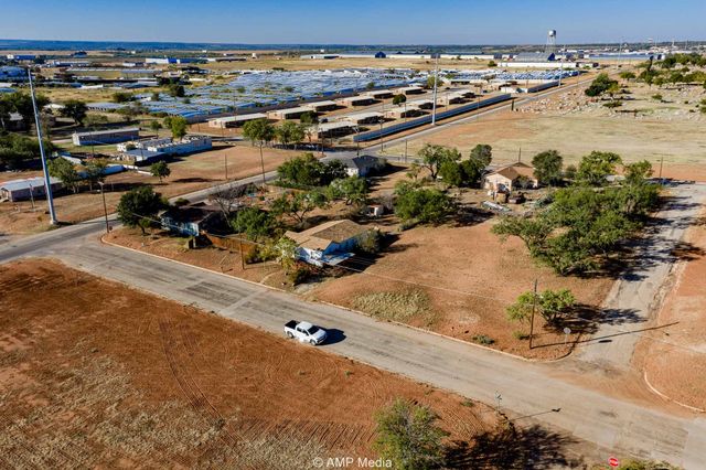 804 Fisher Street, Sweetwater, TX 79556