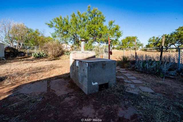 804 Fisher Street, Sweetwater, TX 79556