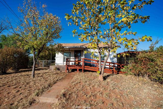 804 Fisher Street, Sweetwater, TX 79556