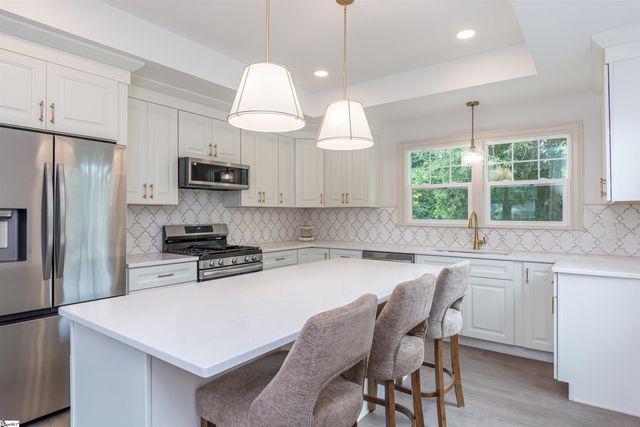 201 Edwards Road, Greenville, SC 29615