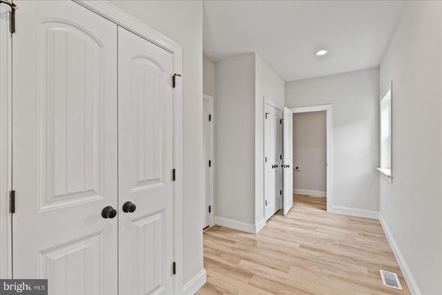 140 ELI DR, York, PA 17404