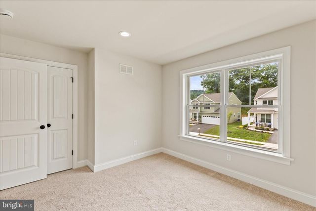 140 ELI DR, York, PA 17404