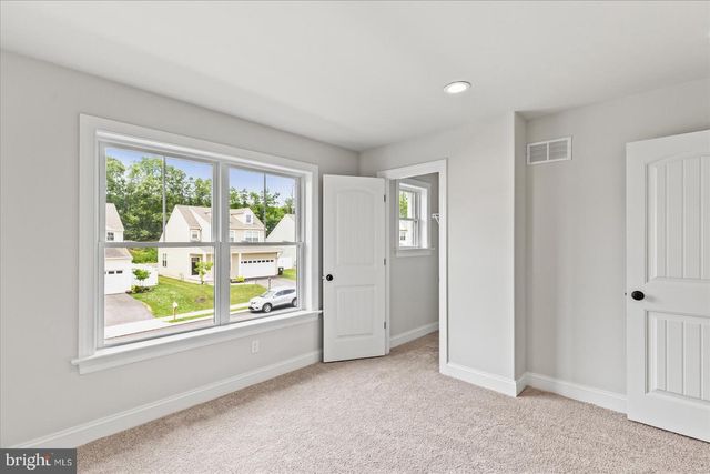 140 ELI DR, York, PA 17404
