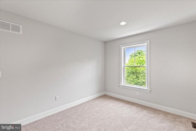 140 ELI DR, York, PA 17404