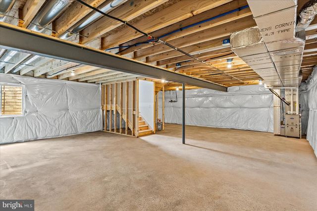 140 ELI DR, York, PA 17404