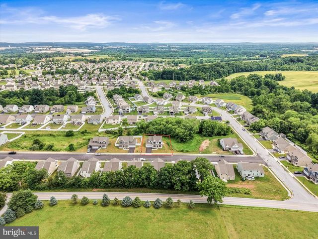 140 ELI DR, York, PA 17404