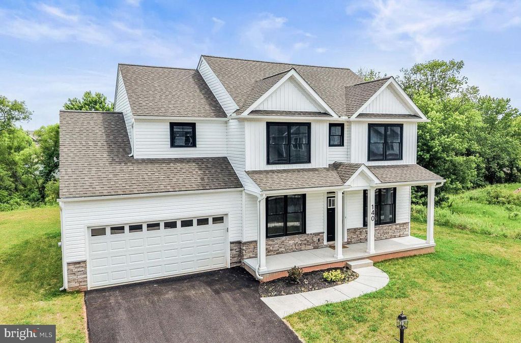140 ELI DR, York, PA 17404