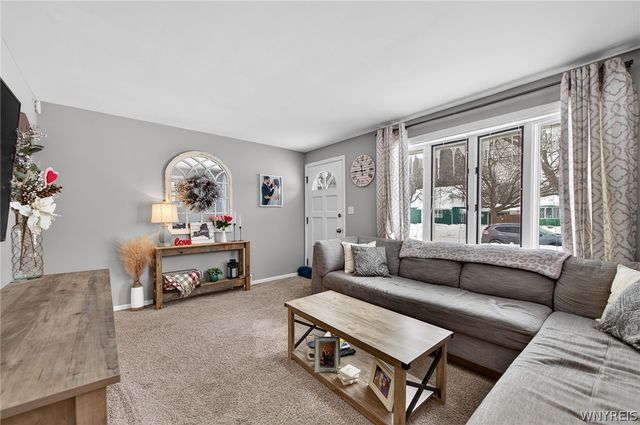 615 69th Street, Niagara Falls, NY 14304