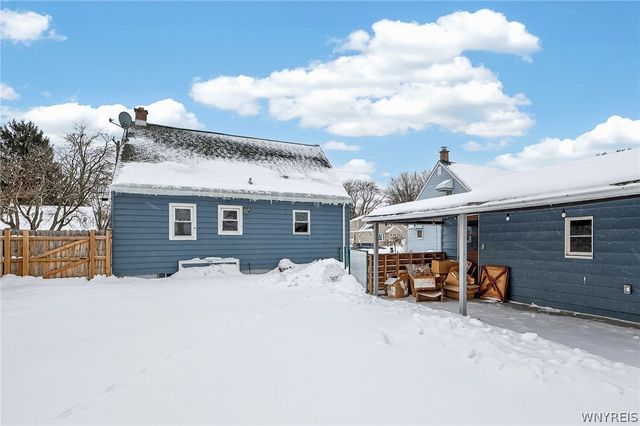 615 69th Street, Niagara Falls, NY 14304