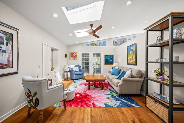 711 Kingsley Avenue, St. Joseph, MI 49085