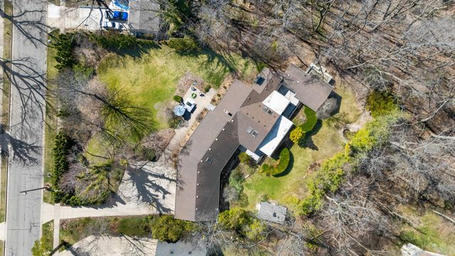 711 Kingsley Avenue, St. Joseph, MI 49085