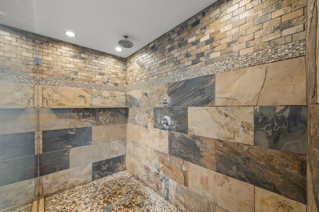 711 Kingsley Avenue, St. Joseph, MI 49085