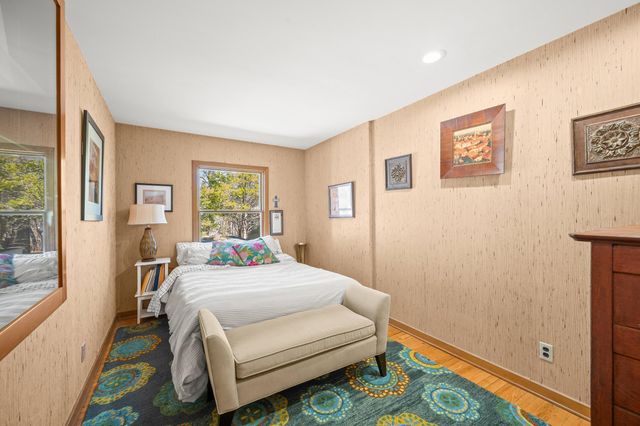 711 Kingsley Avenue, St. Joseph, MI 49085