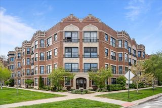 632 Sheridan Square 1, Evanston, IL 60202