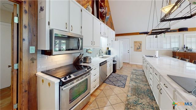 43 Twin Lakes Circle, Victoria, TX 77905