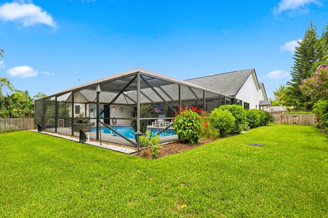 13972 Ishnala Circle, Wellington, FL 33414