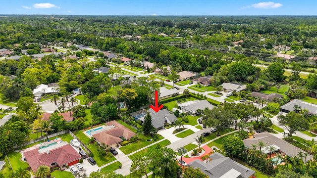 13972 Ishnala Circle, Wellington, FL 33414