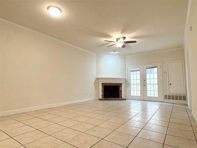 2100 San Gabriel ST 104, Austin, TX 78705