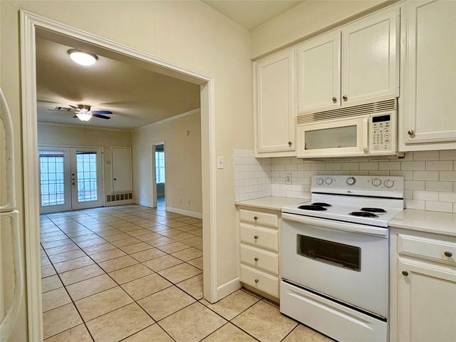 2100 San Gabriel ST 104, Austin, TX 78705